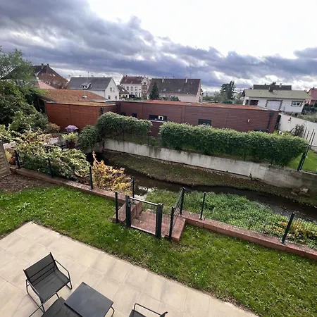 Holiday home Maison Coquette A Colmar Proche Du Vignoble